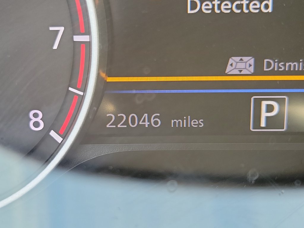 Certified 2025 Nissan Sentra SR FWD image 22