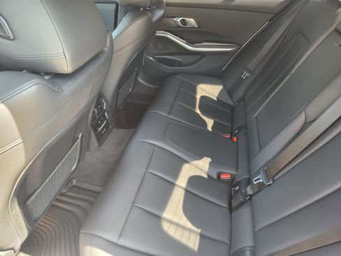 Used 2021 BMW 330i xDrive Sedan AWD/4WD image 33