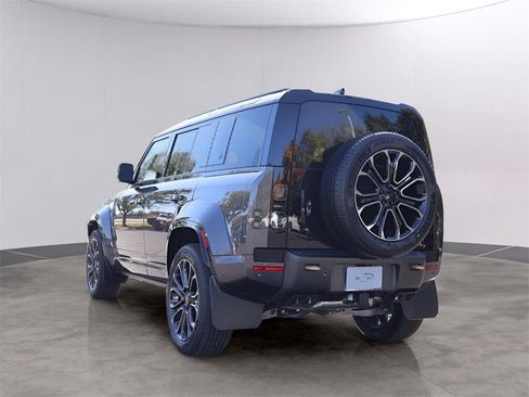 New 2026 Land Rover Defender 110 image 7