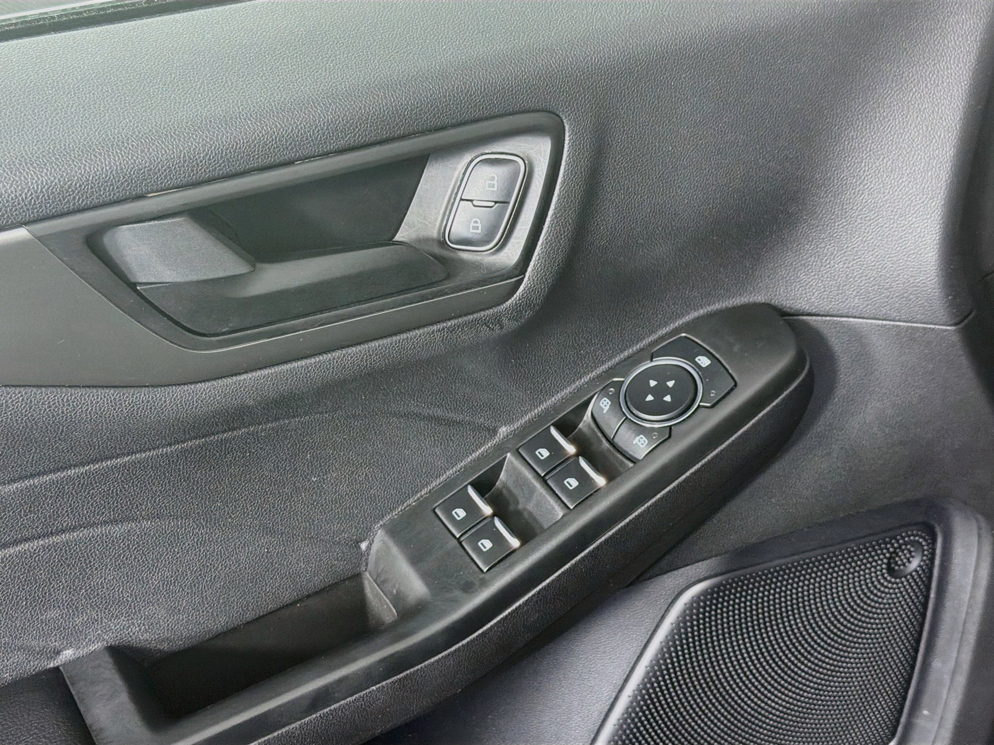 Used 2025 Ford Escape Active FWD image 15