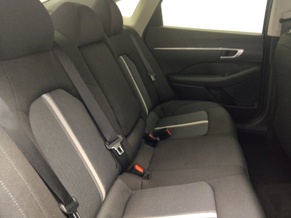 Used 2021 Hyundai Sonata SEL FWD image 19
