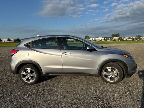 Certified 2022 Honda HR-V LX image 11