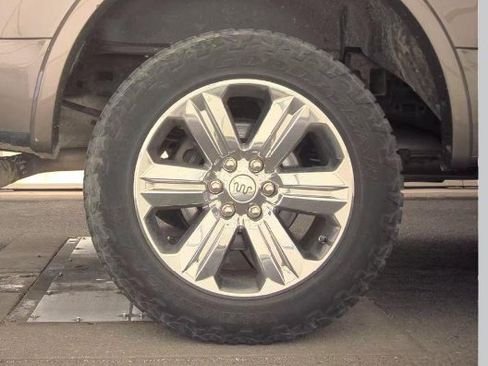 Used 2018 Ford F150 King Ranch w/ Equipment Group 601A Luxury AWD/4WD image 24