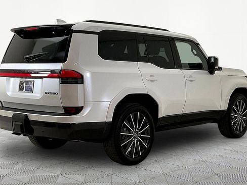 Used 2024 Lexus GX 550 w/ Accessory Package (2T) AWD/4WD image 6