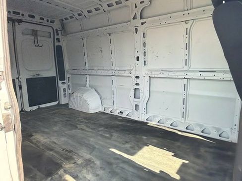 Used 2023 RAM ProMaster 2500 FWD image 11