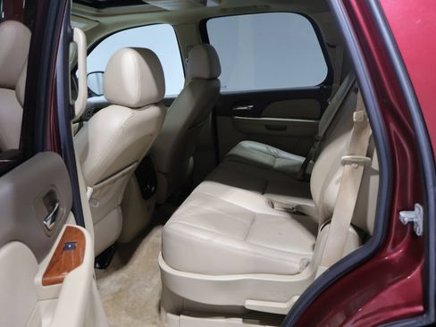 Used 2008 GMC Yukon 4WD Hybrid image 17