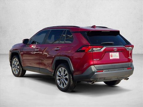 Used 2021 Toyota RAV4 Limited FWD image 8
