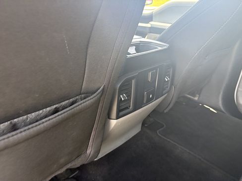 Used 2018 Ford F150 XL w/ Equipment Group 101A Mid AWD/4WD image 38