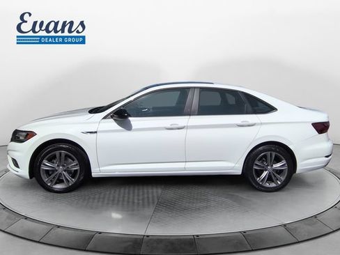 Used 2019 Volkswagen Jetta R-Line FWD image 3