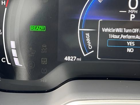 Certified 2025 Toyota Corolla XLE FWD image 20