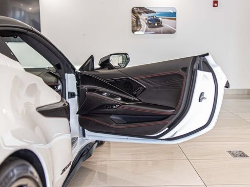 Used 2024 Chevrolet Corvette Z06 w/ Stealth Interior Trim Package RWD image 33