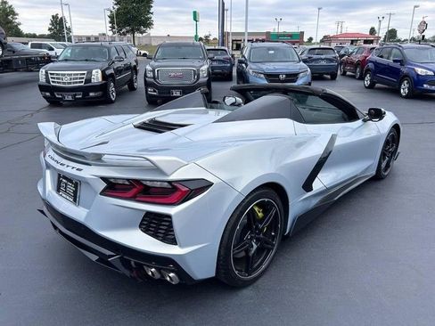 Used 2021 Chevrolet Corvette Stingray Premium Conv w/ Z51 Performance Package image 13