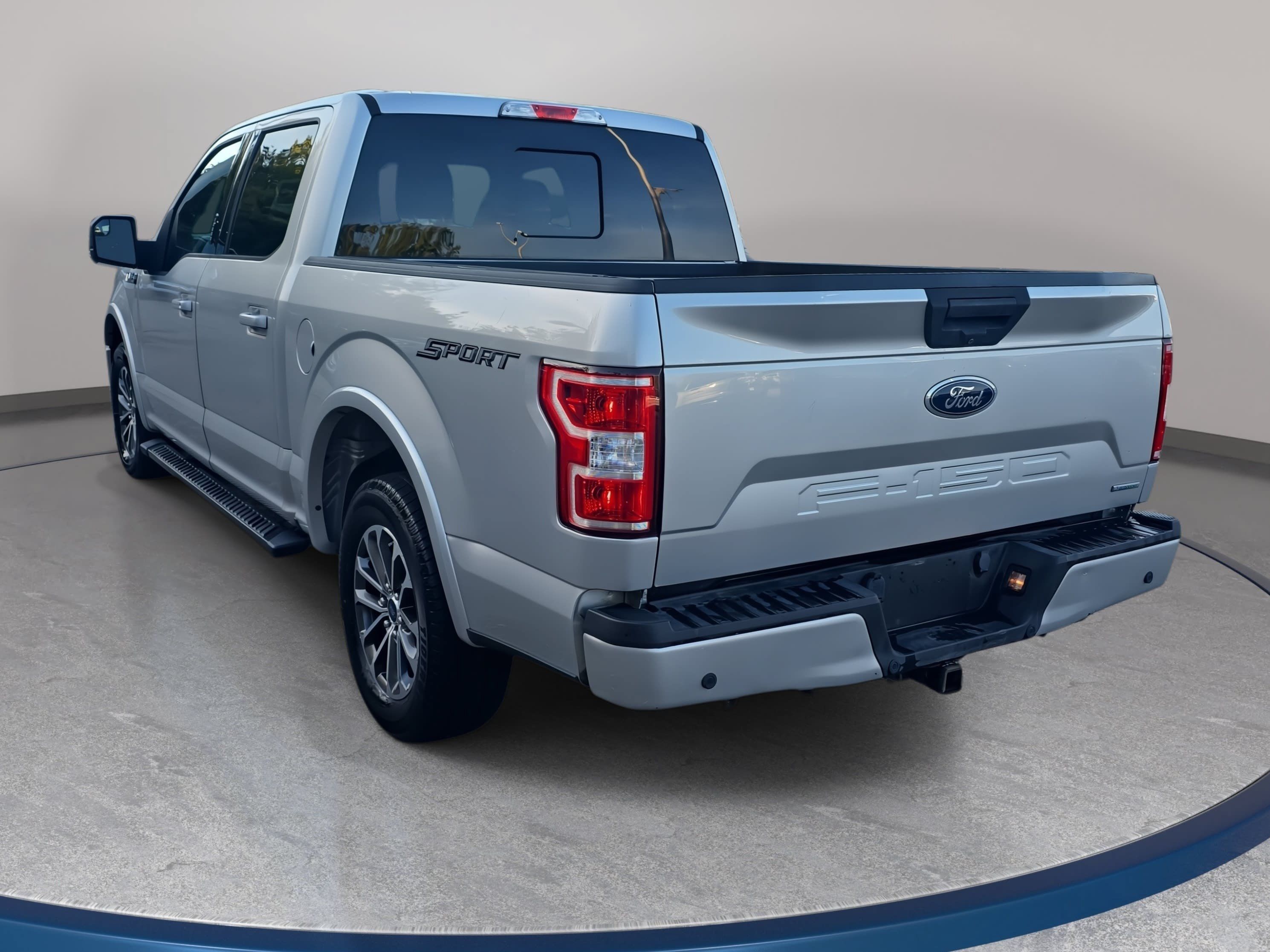Used 2019 Ford F150 XLT w/ Equipment Group 302A Luxury RWD image 7