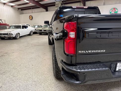 Used 2019 Chevrolet Silverado 1500 RST w/ All-Star Edition RWD image 15