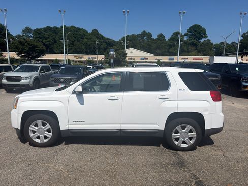 Used 2015 GMC Terrain SLE FWD image 8