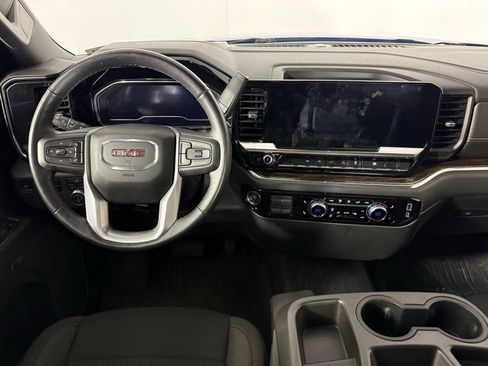 Used 2022 GMC Sierra 1500 Elevation w/ LPO, Elevation Black Package image 3