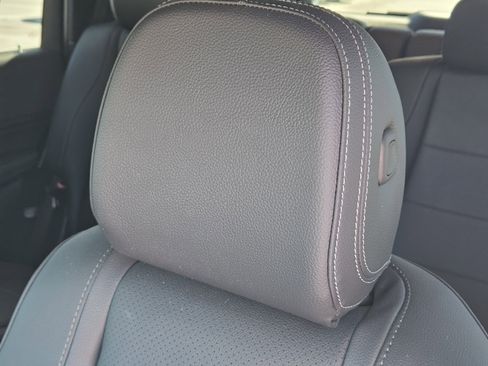 Certified 2025 Mercedes-Benz GLS 450 4MATIC image 15