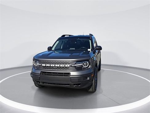 Used 2023 Ford Bronco Sport Badlands image 3