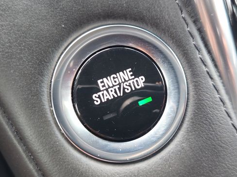 Used 2020 Cadillac Escalade ESV Platinum AWD/4WD image 21
