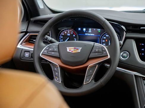 New 2026 Cadillac XT5 Premium Luxury w/ Driver Assist Package AWD/4WD image 10