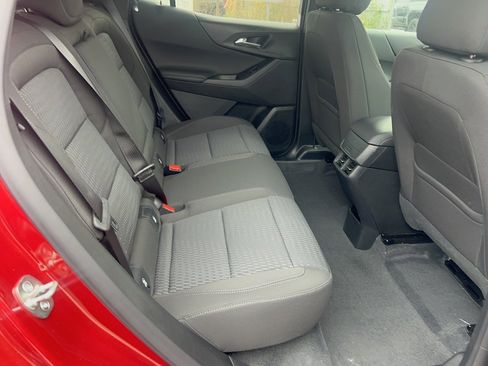 New 2026 Chevrolet Equinox LT w/ LPO, Floor Liner Package image 2