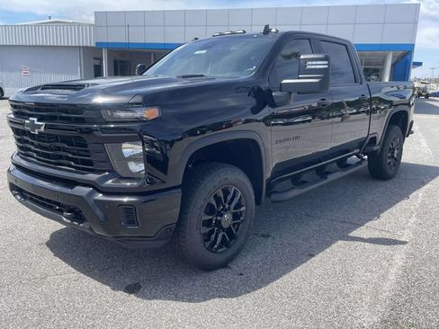 New 2026 Chevrolet Silverado 2500 Custom w/ Custom Value Package AWD/4WD image 7
