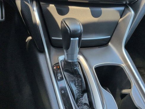 Used 2019 Honda Accord Sport image 16