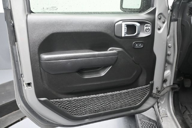 Used 2022 Jeep Gladiator Rubicon AWD/4WD image 20