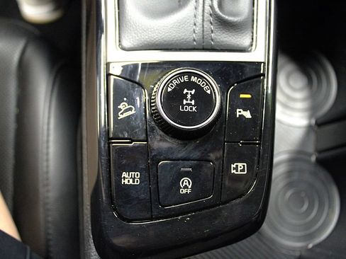 Used 2024 Kia Sportage EX AWD/4WD image 24