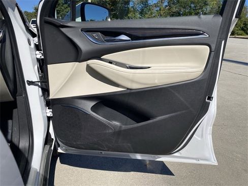 Used 2023 Buick Enclave Essence w/ Experience Buick Package image 29