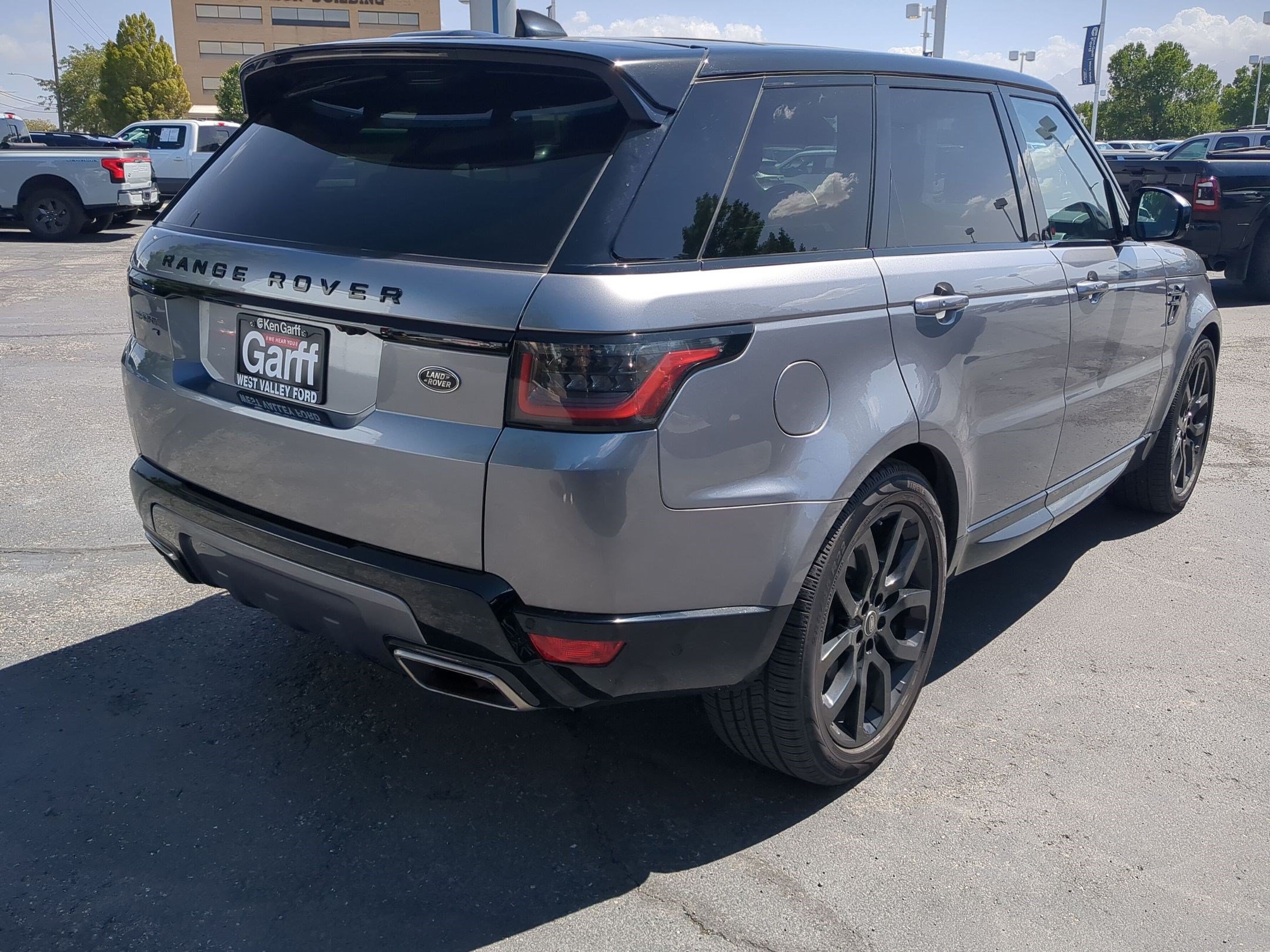 Used 2021 Land Rover Range Rover Sport HSE Silver Edition AWD/4WD image 3