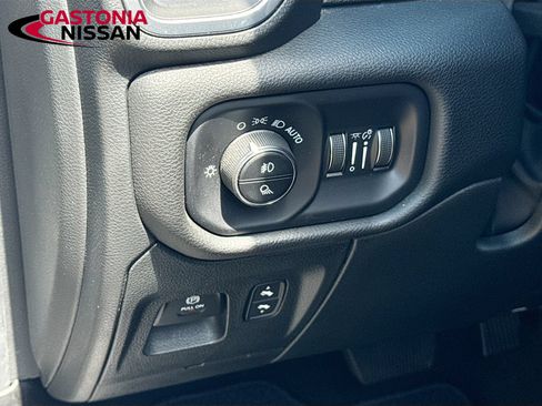 Used 2023 RAM 1500 Laramie AWD/4WD image 13