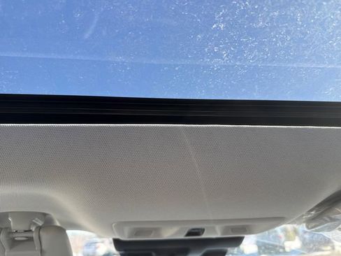 New 2026 Ford Maverick Lariat w/ Black Appearance Package image 28