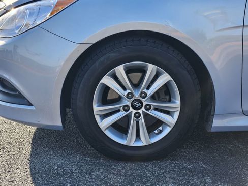 Used 2014 Hyundai Sonata GLS w/ Popular Equipment Group 2 FWD image 9