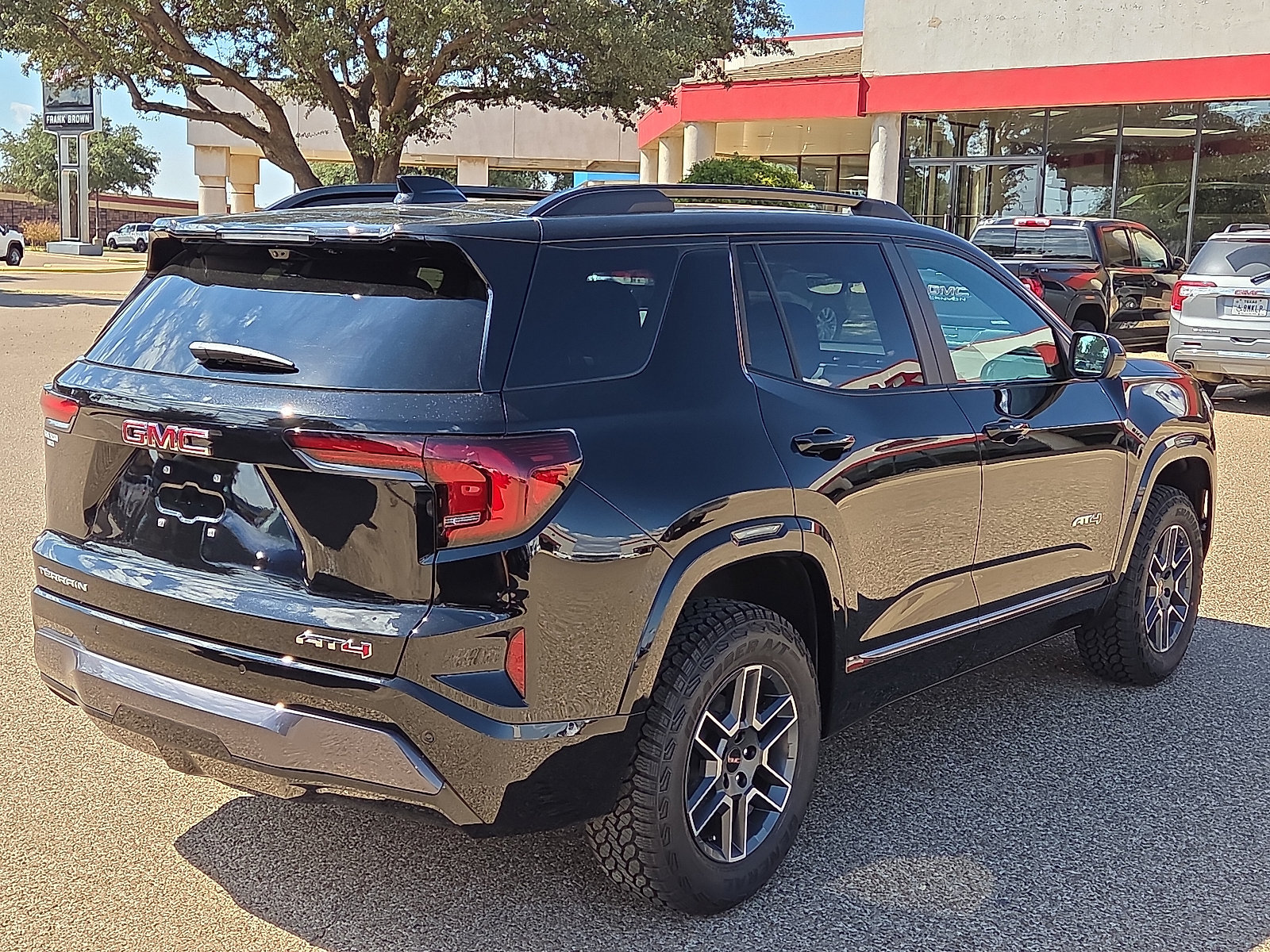 New 2027 GMC Terrain AT4 w/ Convenience Package III AWD/4WD image 4