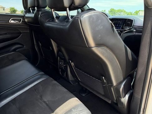 Used 2020 Jeep Grand Cherokee Altitude AWD/4WD image 27
