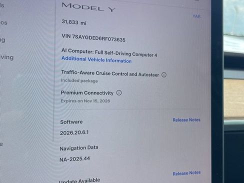 Used 2024 Tesla Model Y Long Range RWD image 5