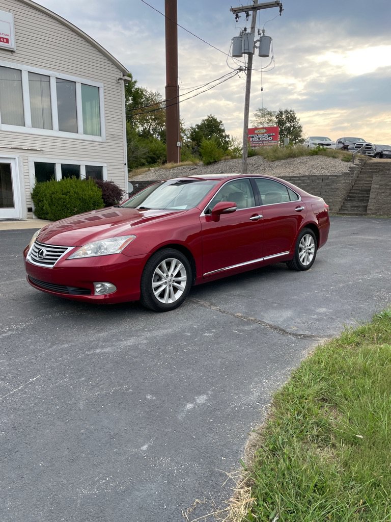 Used 2010 Lexus ES 350 w/ Preferred Accessory Package FWD image 1