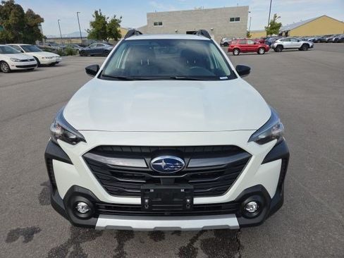 Used 2025 Subaru Outback Limited AWD/4WD image 9