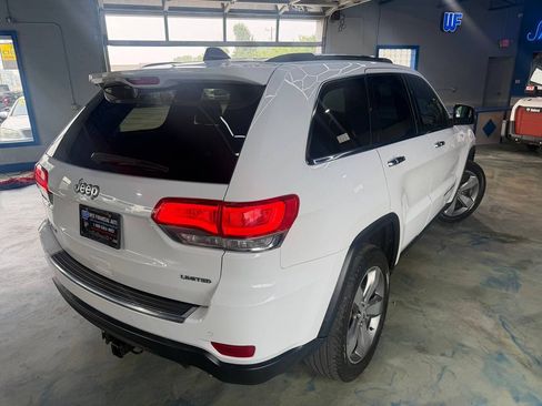 Used 2015 Jeep Grand Cherokee Limited AWD/4WD image 2