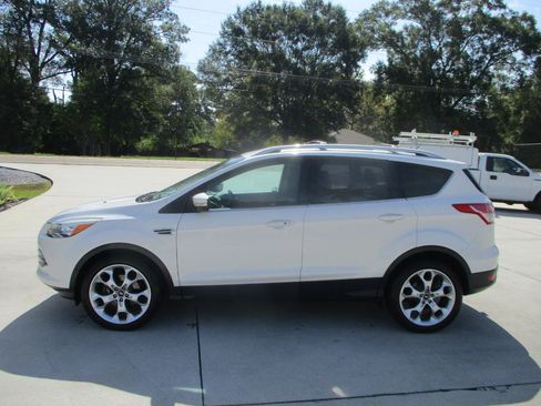 Used 2013 Ford Escape Titanium w/ Parking Technology Pkg FWD image 22