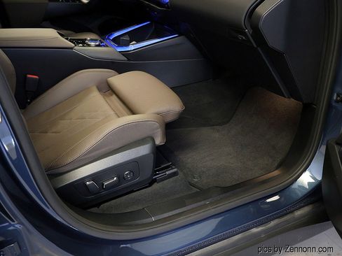 Used 2025 BMW X3 xDrive30i image 31