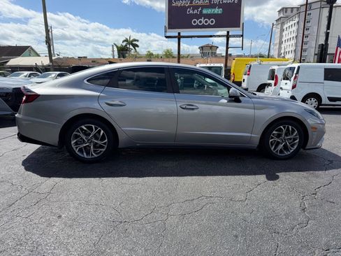 Used 2021 Hyundai Sonata SEL w/ Cargo Package image 6