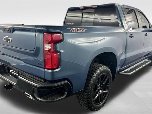 Used 2024 Chevrolet Silverado 1500 LT Trail Boss w/ Convenience Package II image 9