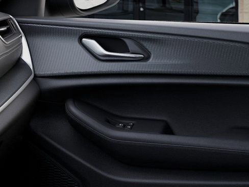 New 2025 Jeep Grand Cherokee Altitude image 25