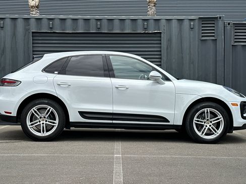 Used 2022 Porsche Macan AWD/4WD image 9