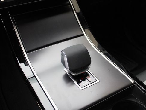 Certified 2026 Land Rover Range Rover Evoque Dynamic SE image 23