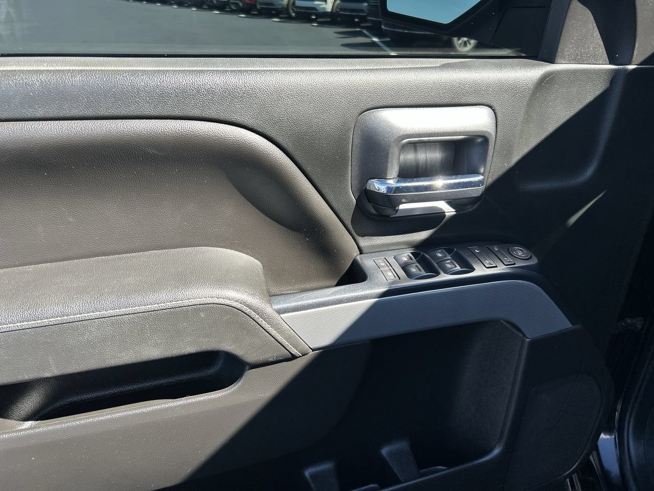 Used 2018 Chevrolet Silverado 1500 LT w/ All Star Edition AWD/4WD image 20