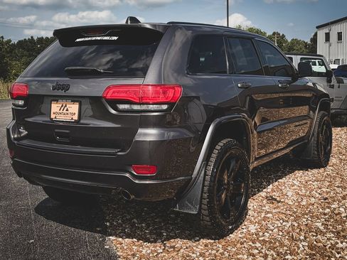 Used 2015 Jeep Grand Cherokee Altitude AWD/4WD image 27