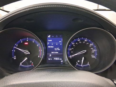 Used 2021 Toyota C-HR LE image 15